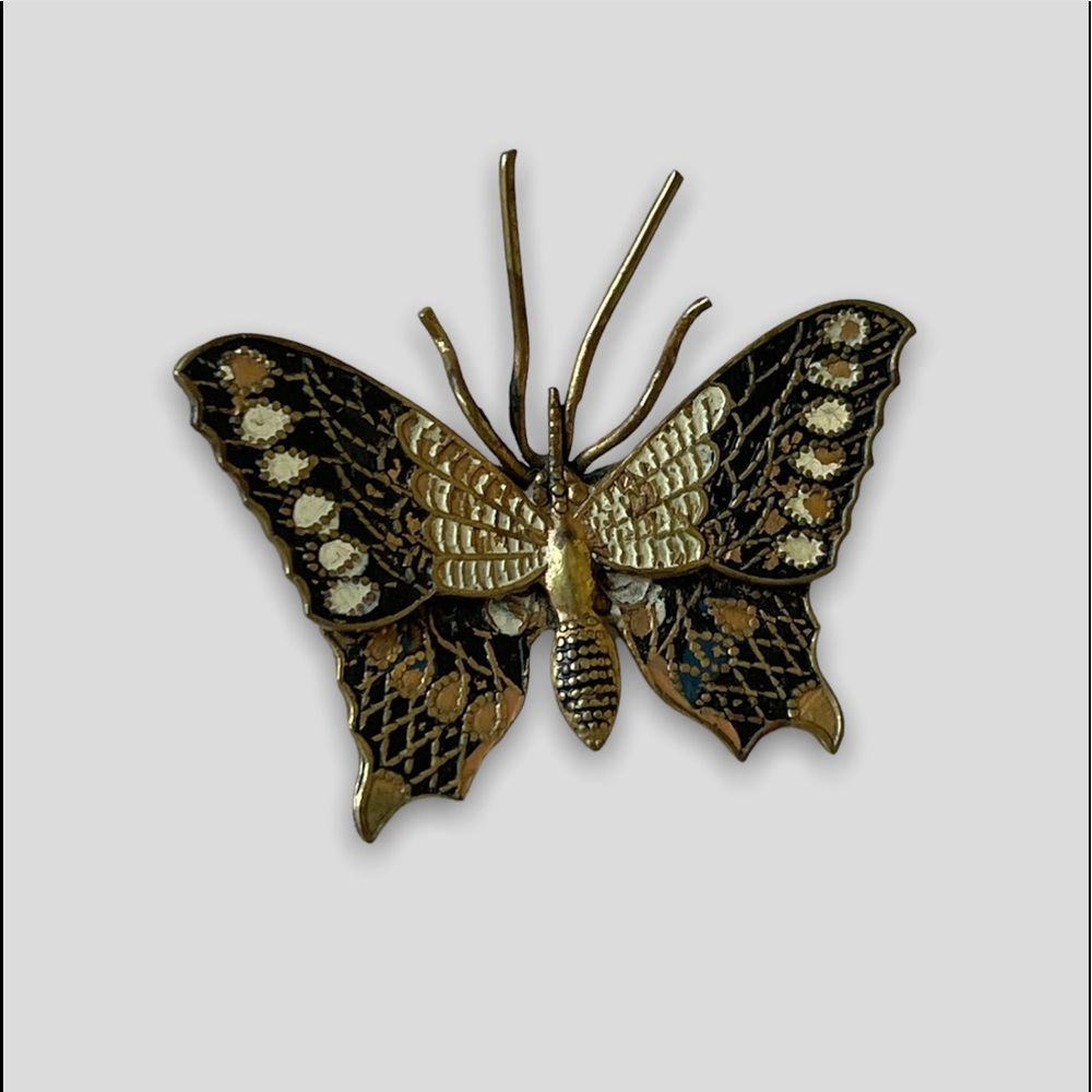 🦋 Vintage Enamel Butterfly Brooch